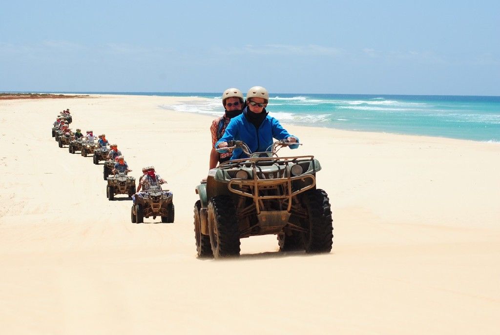 Cap vert ile de boa vista excursion en quad