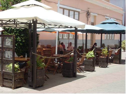 Cap vert ile de santiago hotel santa maria praia terrasse