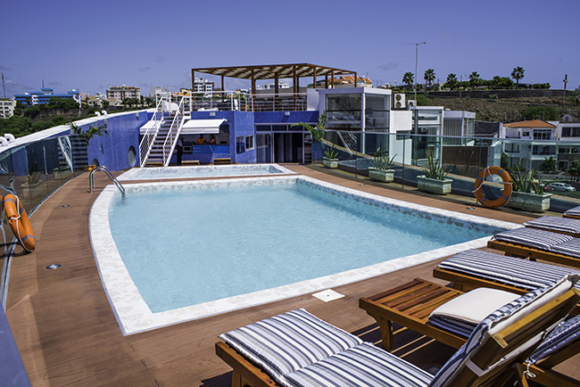 Cap vert ile de santiago hotel vip praia piscine vue