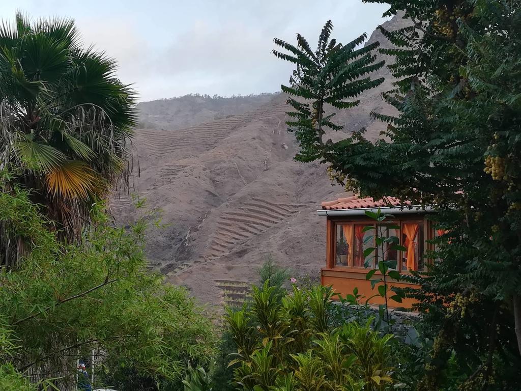 Cap vet ile de santo antao hotel pedracin village champs