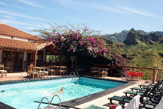 Cap vet ile de santo antao hotel pedracin village piscine 2