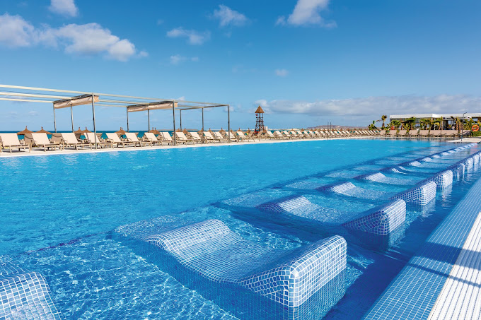 Image hotel/hotel riu palace boavista piscine 3