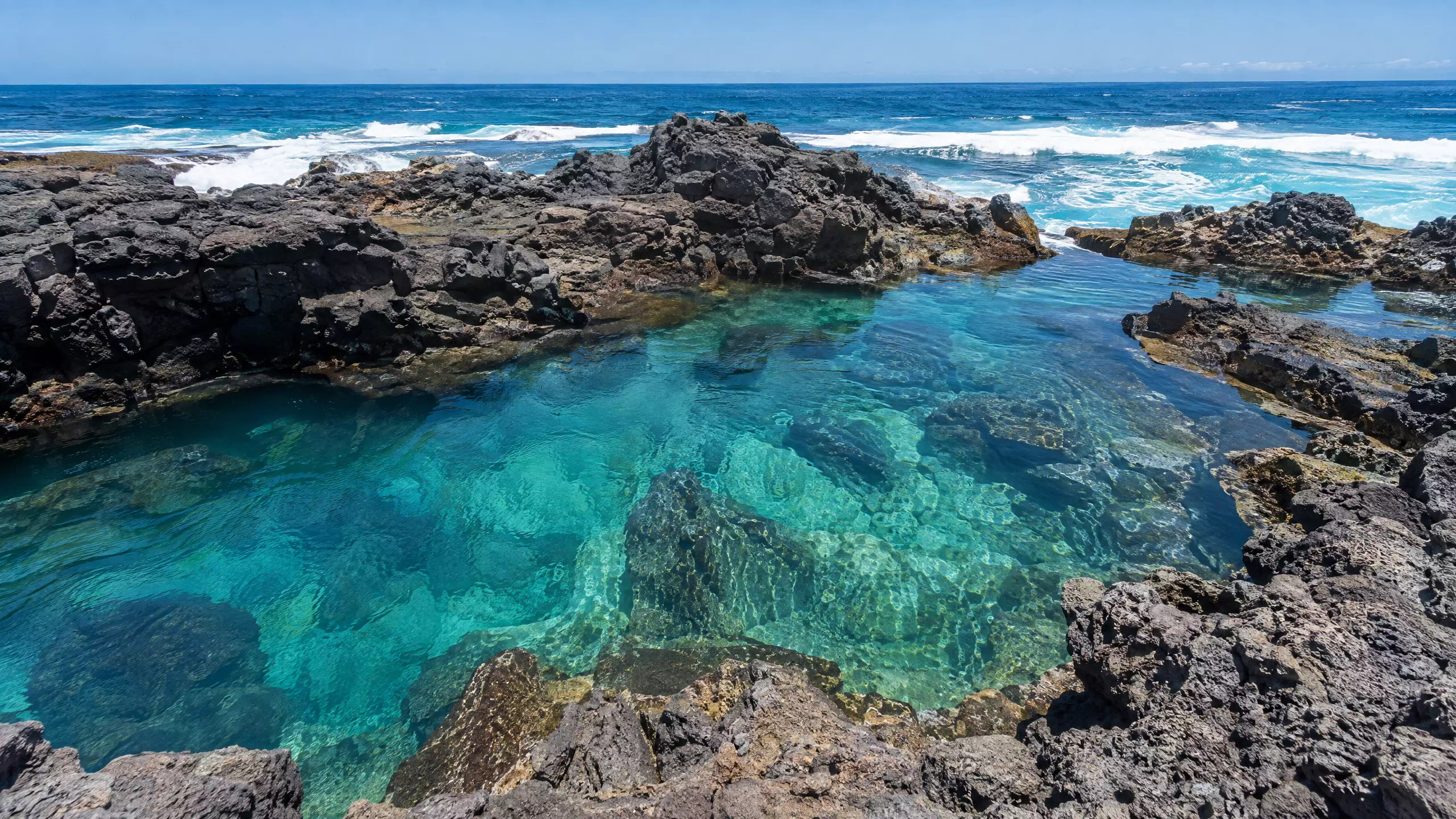 La piscine naturelle de Buracona, île de Sal